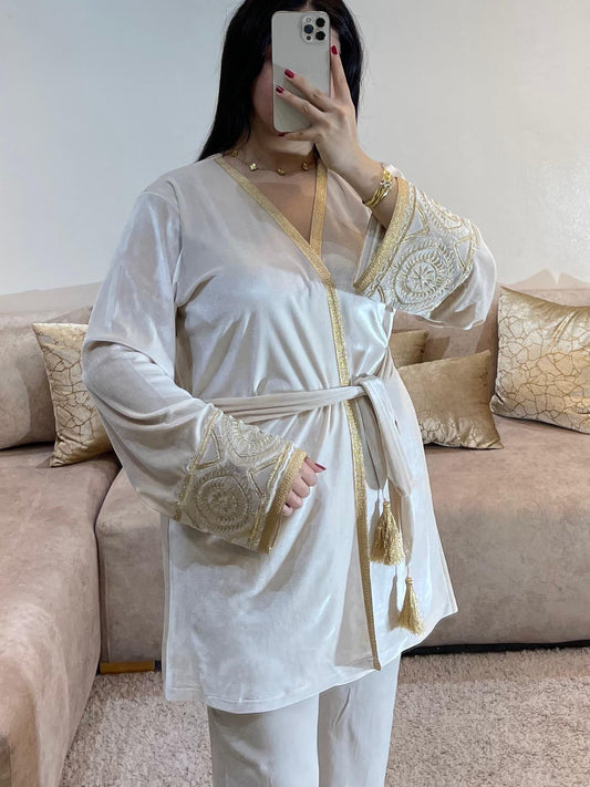 Gabador Femme Chic – Kimono Brodé & Pantalon Confortable